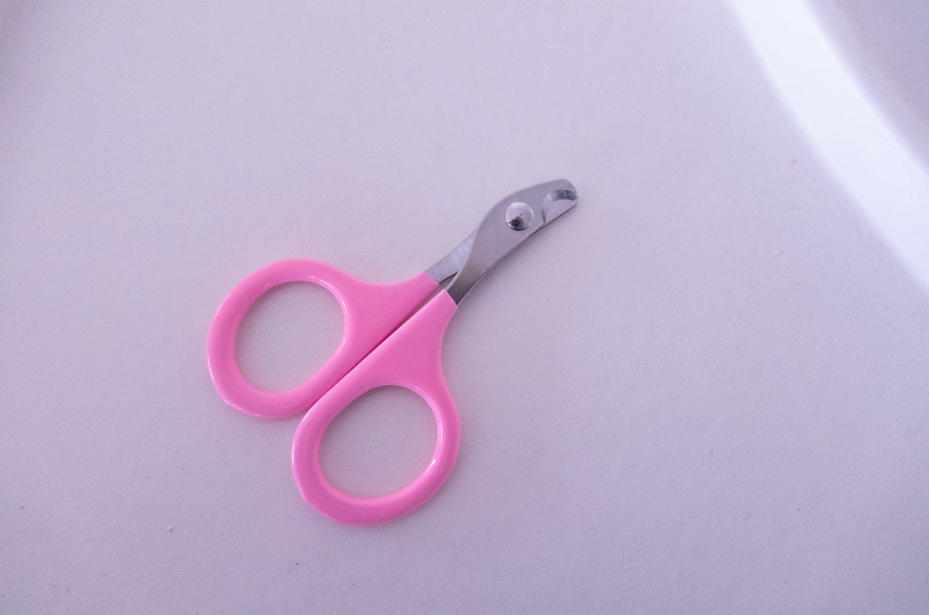 Small Nail Clippers - Pink