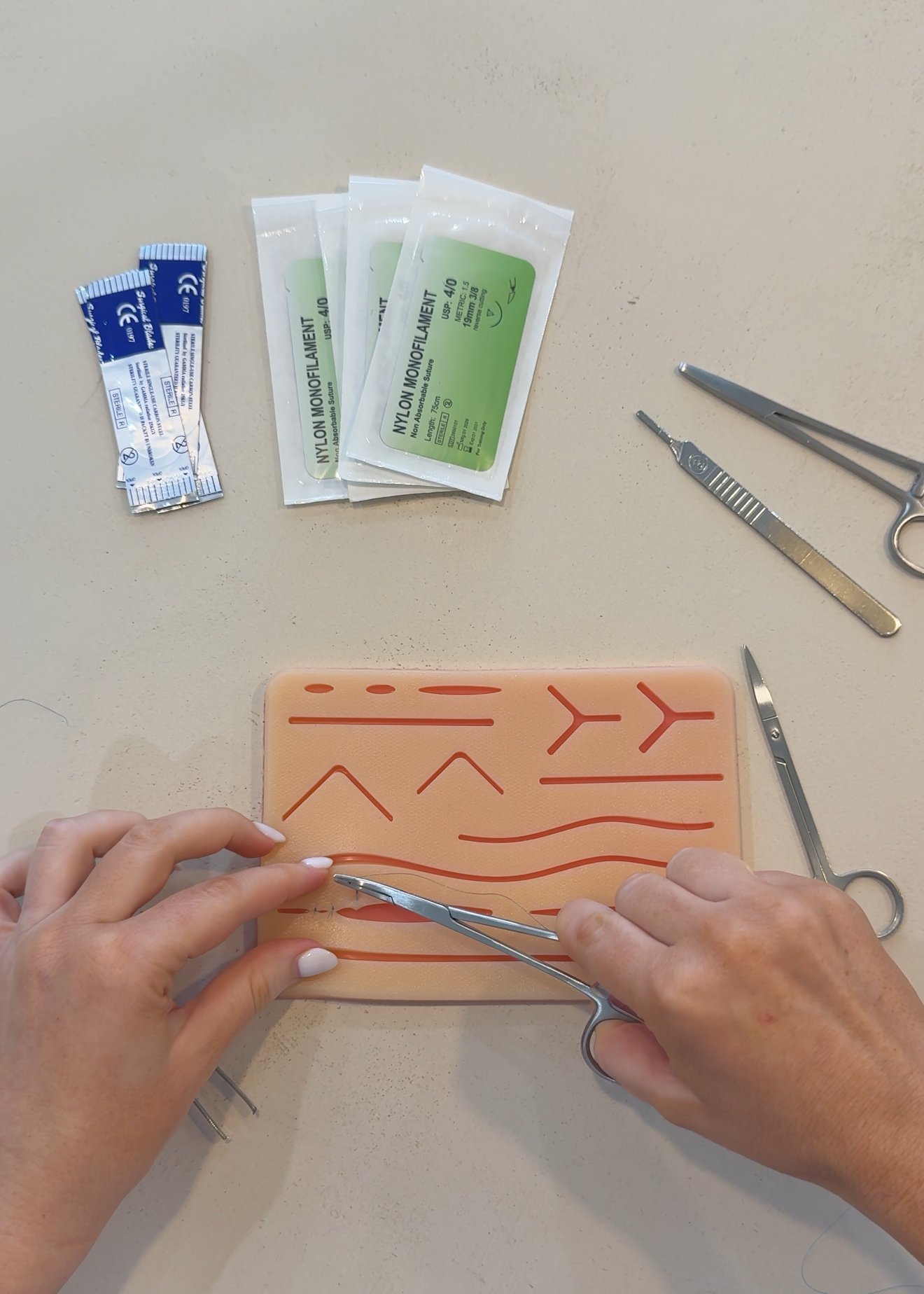 Suture Training Kit for Vet Nurses & Veterinarians