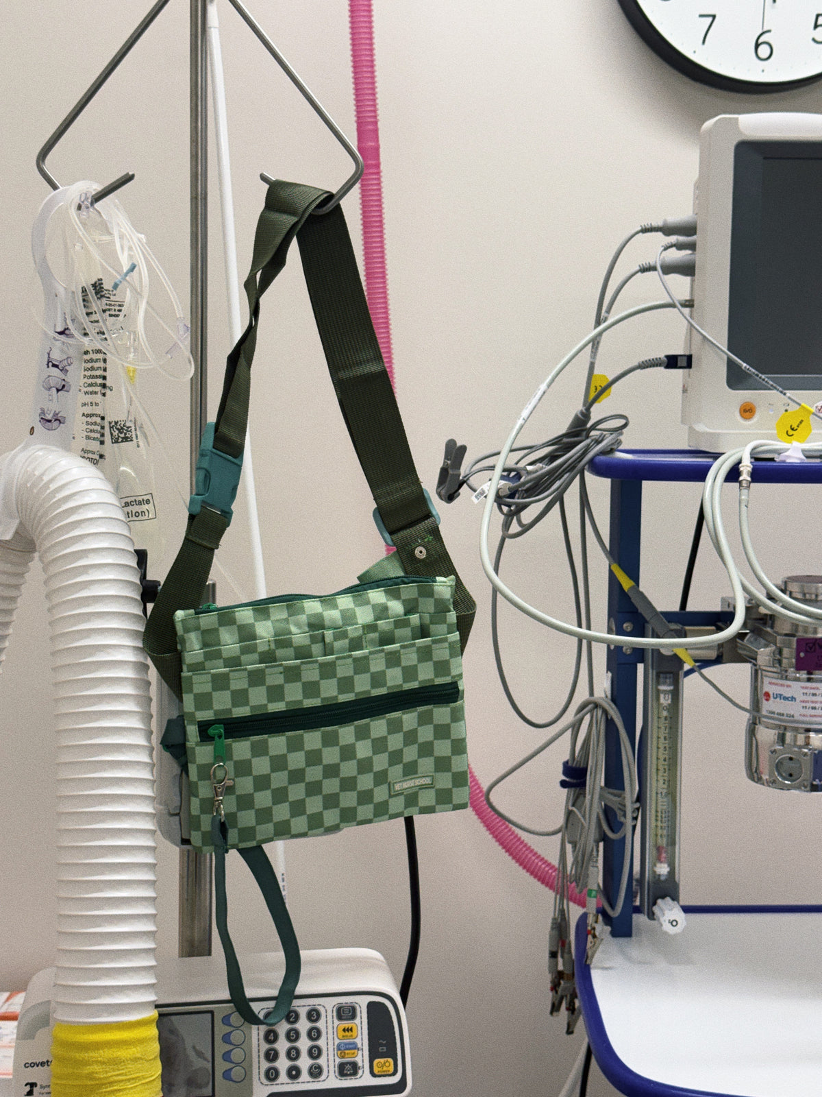 Vet Nurse Pouch Green Checkered